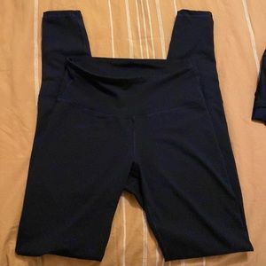 Old Navy Medium Tall Elevate Legging